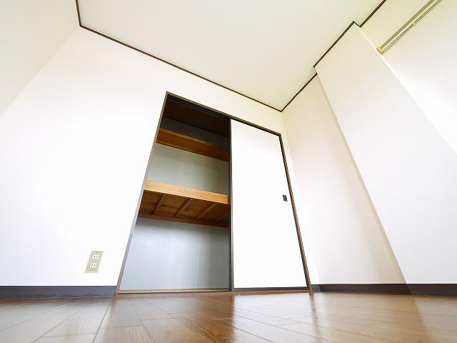 ヴィラ住吉の収納|便利な収納スペースです
