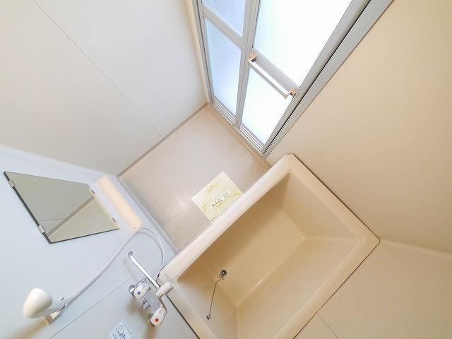 ヴィラ住吉の浴室|落ち着いた空間のお風呂です