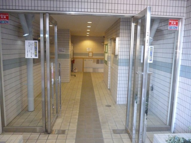 アーバンヒルズ船橋第2のエントランス