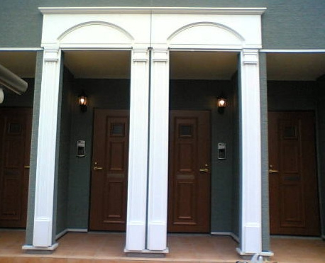 フラワーコートのエントランス