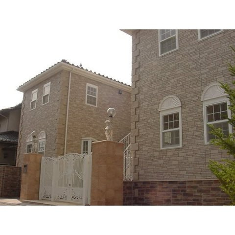 ラヴィアンローズの外観