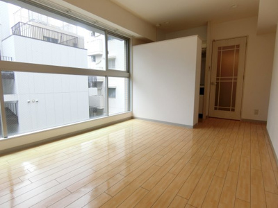 【居間・リビング】 | ルミエール東天満