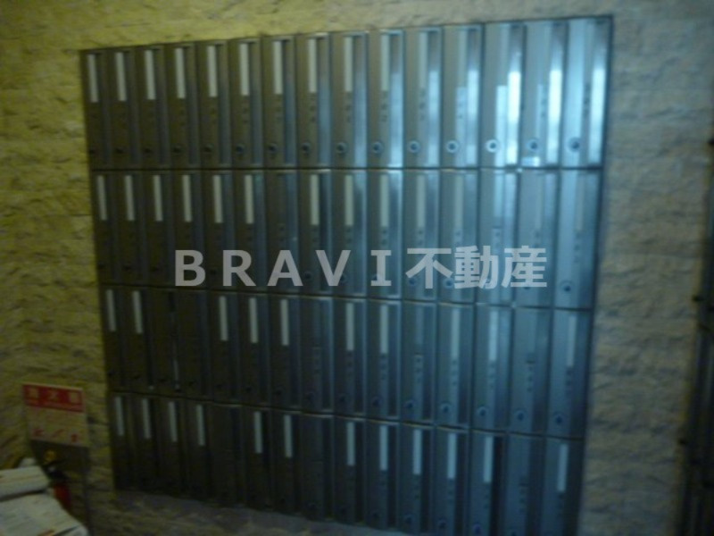 S-RESIDENCE緑橋Serio（エスレジデンス緑橋セリオ）　BRAVI不動産のその他共用部分|【S-RESIDENCE緑橋Serio】集合ポスト