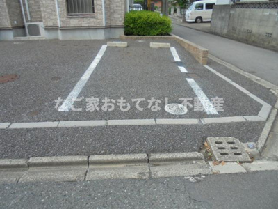 【駐車場】 | セレノアロッジオ
