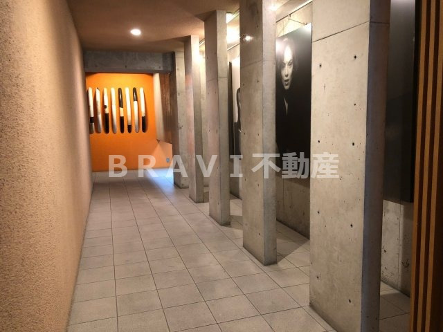 アプリコ　BRAVI不動産のロビー|【アプリコ】ロビーです