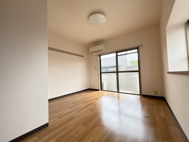 マンション新町の居間・リビング