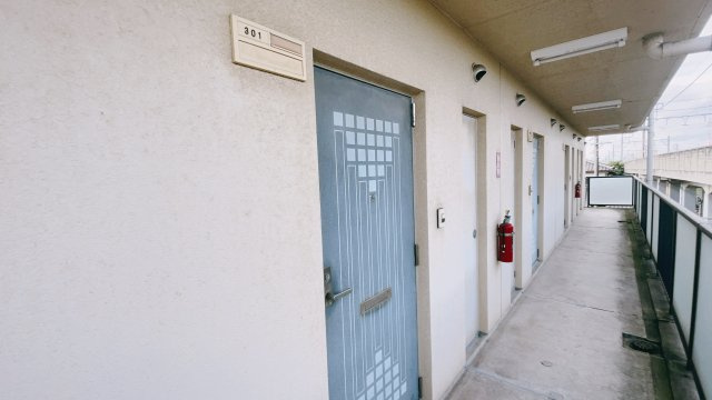 マンション朝倉の玄関