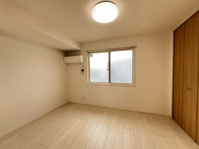 Nオーサの居間・リビング|北洋室６.1帖　エアコン付きです。