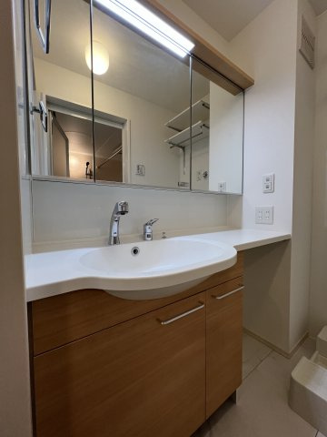 Nオーサの独立洗面台