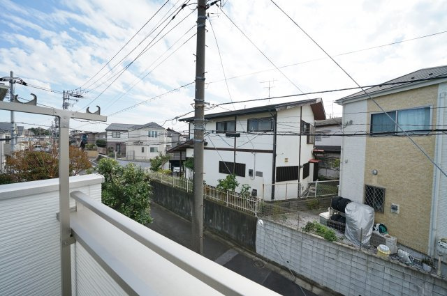 保土ヶ谷区上菅田町 新築戸建の展望|周辺は落ち着いた住宅街なので、静かにお住まいいただいけます。
