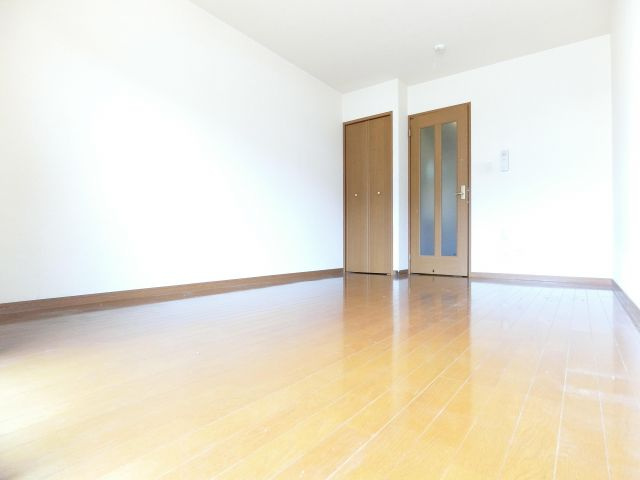 リヴェール東野の寝室