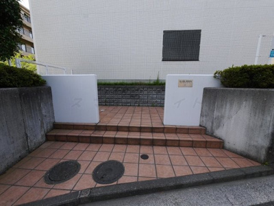 【エントランス】 | サバービアA
