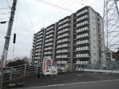 【外観】 | 市が尾アネックス | 南東向きにつき陽当り・通風良好です♪