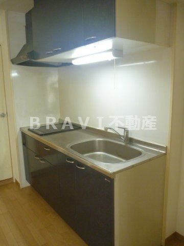 ベルシモンズ谷町　BRAVI不動産のキッチン|【ベルシモンズ谷町】使いやすいキッチンです