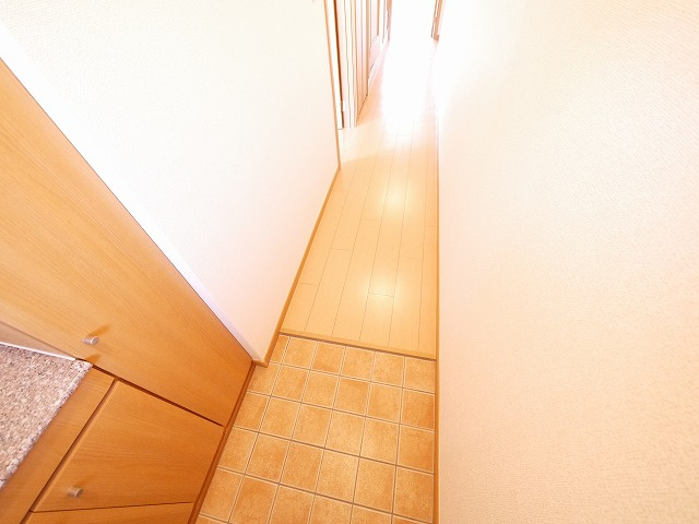 アルトピアーノの玄関|コンパクトで使いやすい洗面所です