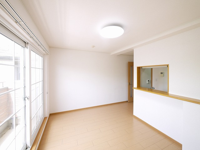 アルトピアーノの居間・リビング|落ち着いた玄関です