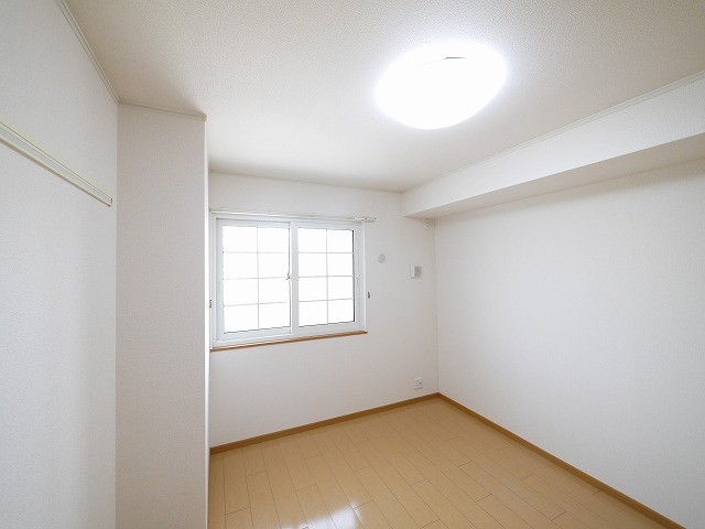 アルトピアーノの寝室|収納豊富です