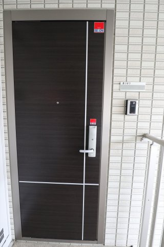 シャルムサール　B棟の玄関