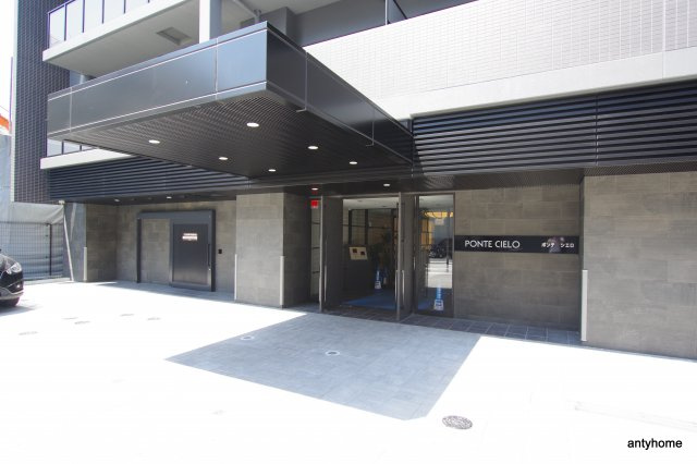 PONTE　CIELO　仲介手数料無料のエントランス