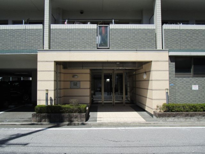 【外観】 | ビ・ウェル和泉町 | 全24戸の分譲マンションです。