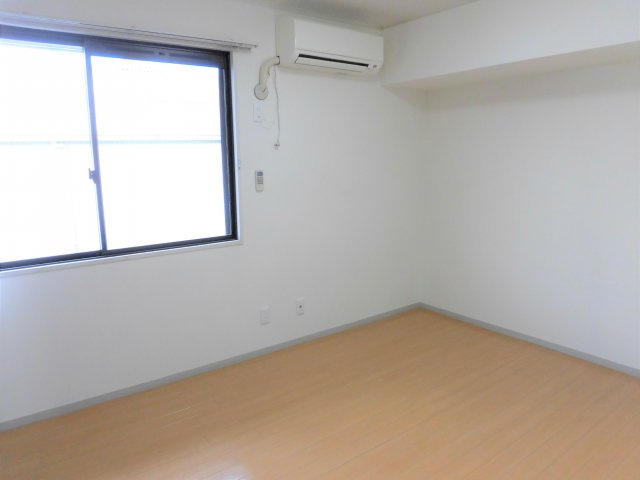 KUWA　HOUSEの洋室
