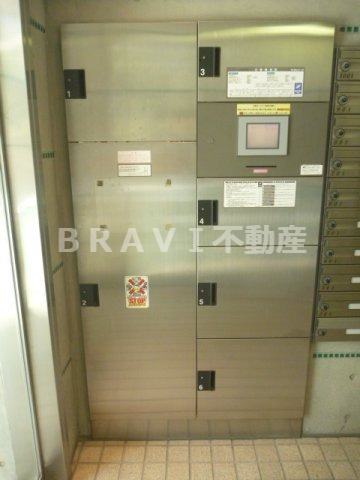 アフィット天満橋　BRAVI不動産のその他共用部分|【アフィット天満橋】宅配ボックス