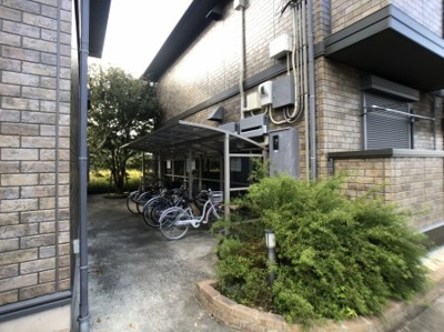 【その他共用部分】 | ロジュマン葛城Ｂ棟 | 駐輪場です