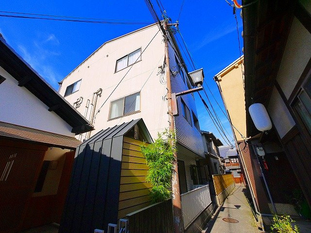ハイツさるさわの外観|キレイな外観です。