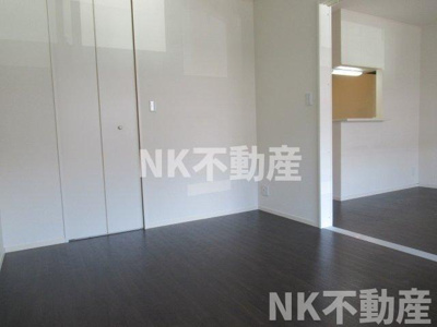 【内装】 | サン・メゾンC棟（東花園賃貸） | 明るい色調の室内です