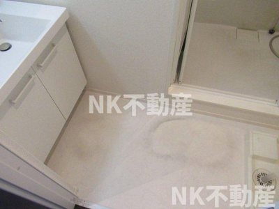 【洗面所】 | サン・メゾンC棟（東花園賃貸） | 使いやすい洗面所です