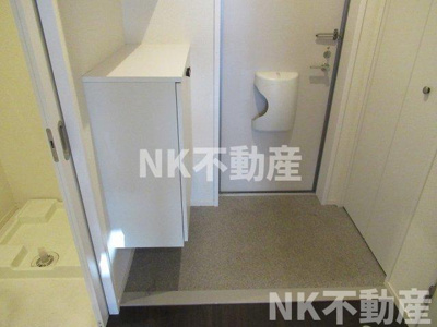 【玄関】 | サン・メゾンC棟（東花園賃貸） | 玄関です