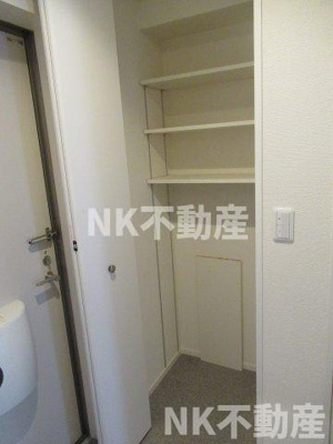 【玄関】 | サン・メゾンC棟（東花園賃貸） | 玄関収納です