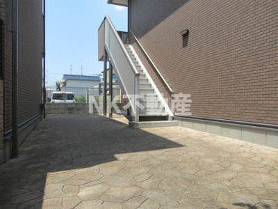 【エントランス】 | メゾンシャロームB（東花園賃貸） | エントランスです