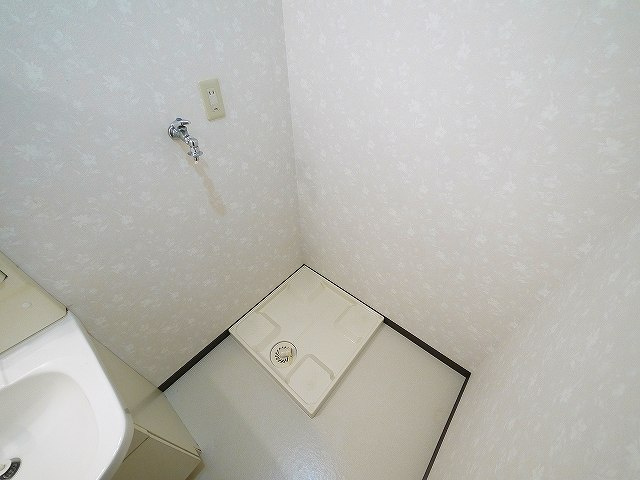 ミューム高円の設備|嬉しい室内洗濯機置き場がございます。