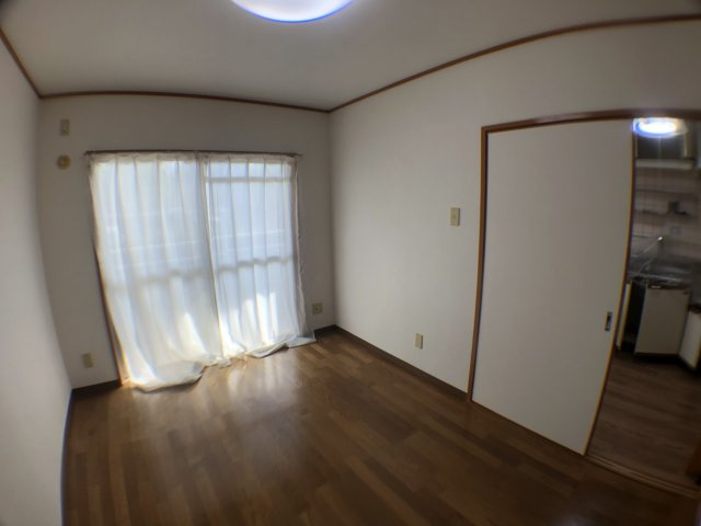 アーバン208の洋室