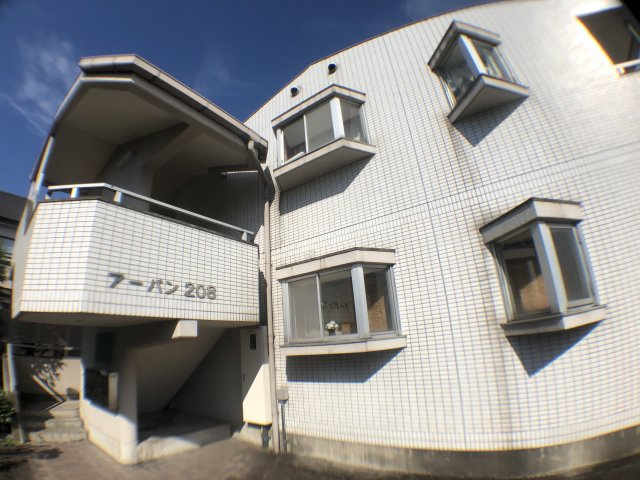 アーバン208のエントランス