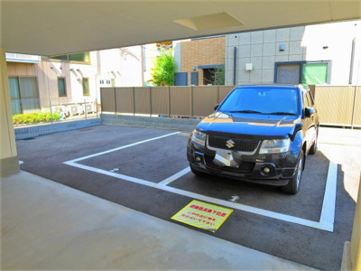 【駐車場】 | ネモフィラ（八戸ノ里賃貸） | カースペースがあります