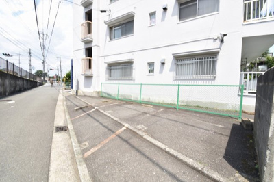 【駐車場】 | ダイアパレス中山