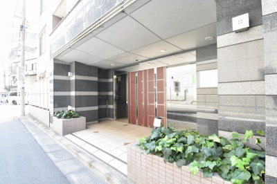 【エントランス】 | エクセルダイア蒲田Ⅴ | 京急本線「京急蒲田」駅徒歩2分の好立地！京浜東北線・東急多摩川線「蒲田」駅徒歩11分の3路線2駅利用可能！