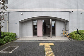 【エントランス】 | エントランス　オートロック完備