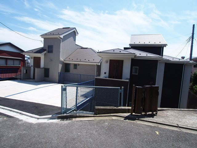 保土ヶ谷区法泉１丁目全２棟新築戸建ての外観