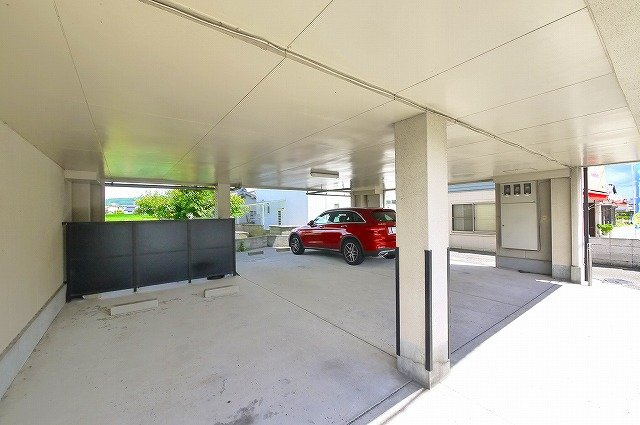 TMビルⅡの駐車場|駐車場に車を止められます