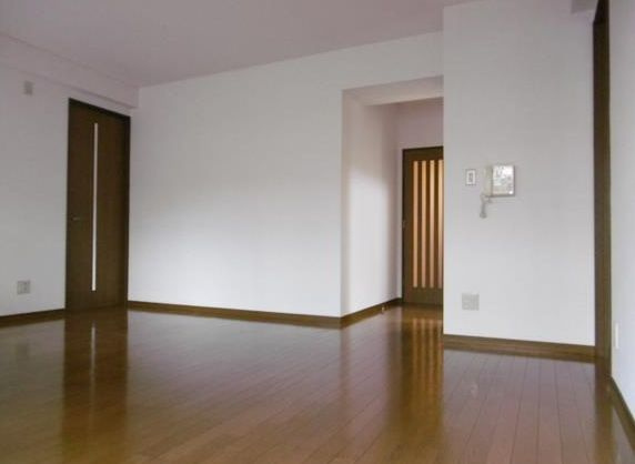 千代田区神田三崎町２丁目の賃貸マンションの居間・リビング