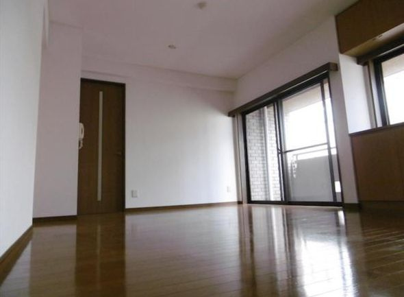 千代田区神田三崎町２丁目の賃貸マンションの居間・リビング