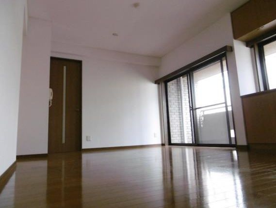 千代田区神田三崎町２丁目の賃貸マンションの居間・リビング