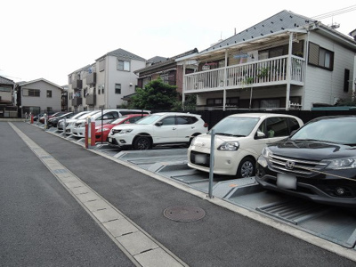 【駐車場】 | リビオ川崎東門前