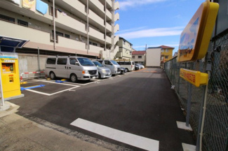 【駐車場】