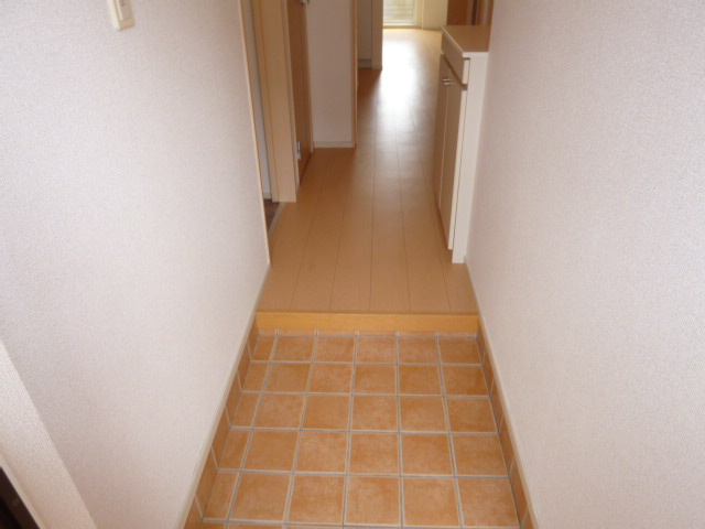 エム・トリトンの玄関