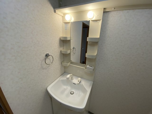 Spirits Shere Bの独立洗面台