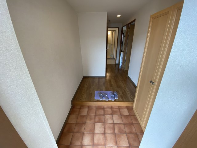 Spirits Shere Bの玄関